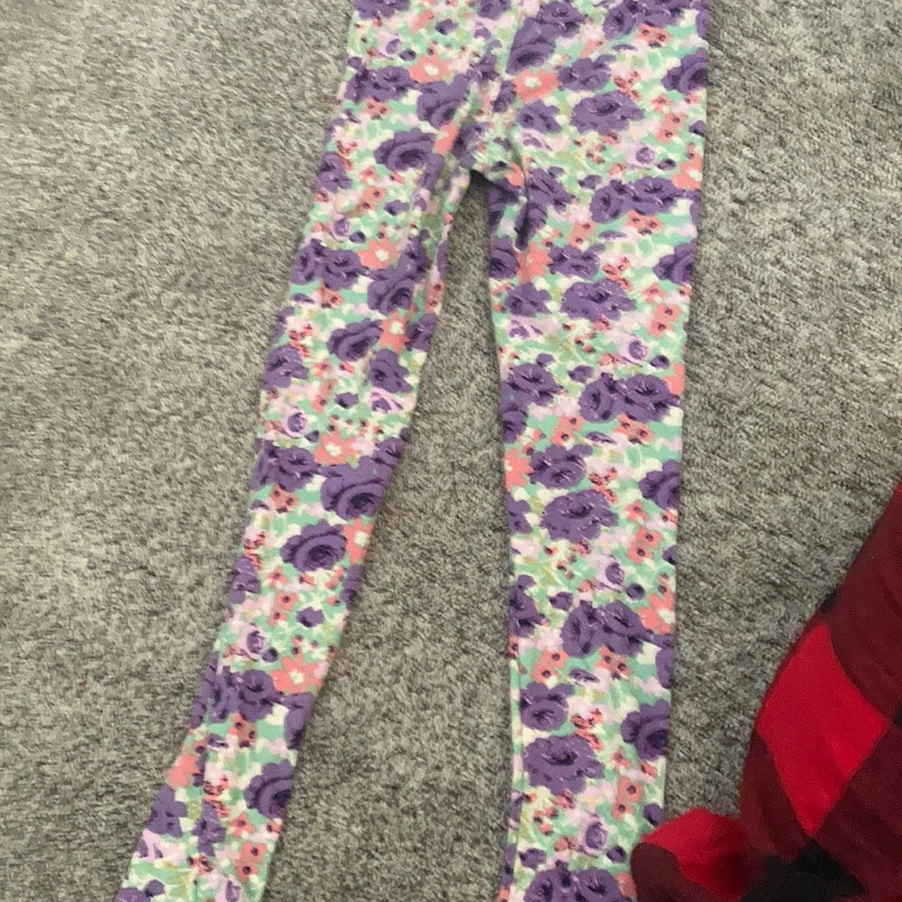 lula roe flower leggings 🌸 - Picture 3 of 4